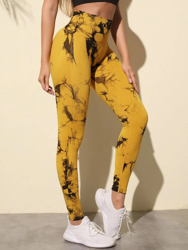 L116 Leggings tie dye amarillo con negro