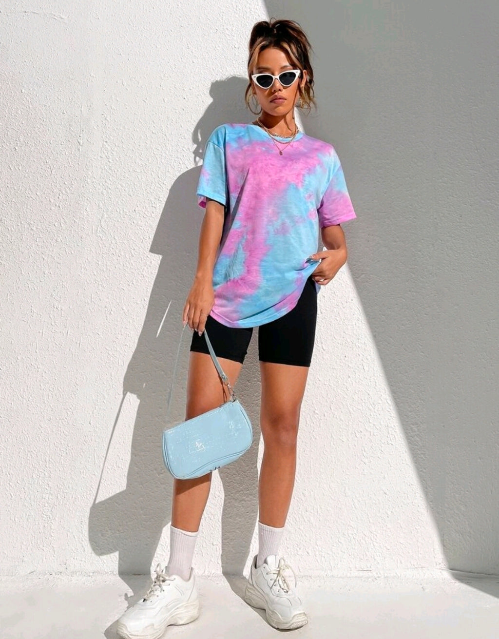 C149 Camisa oversize azul con rosado