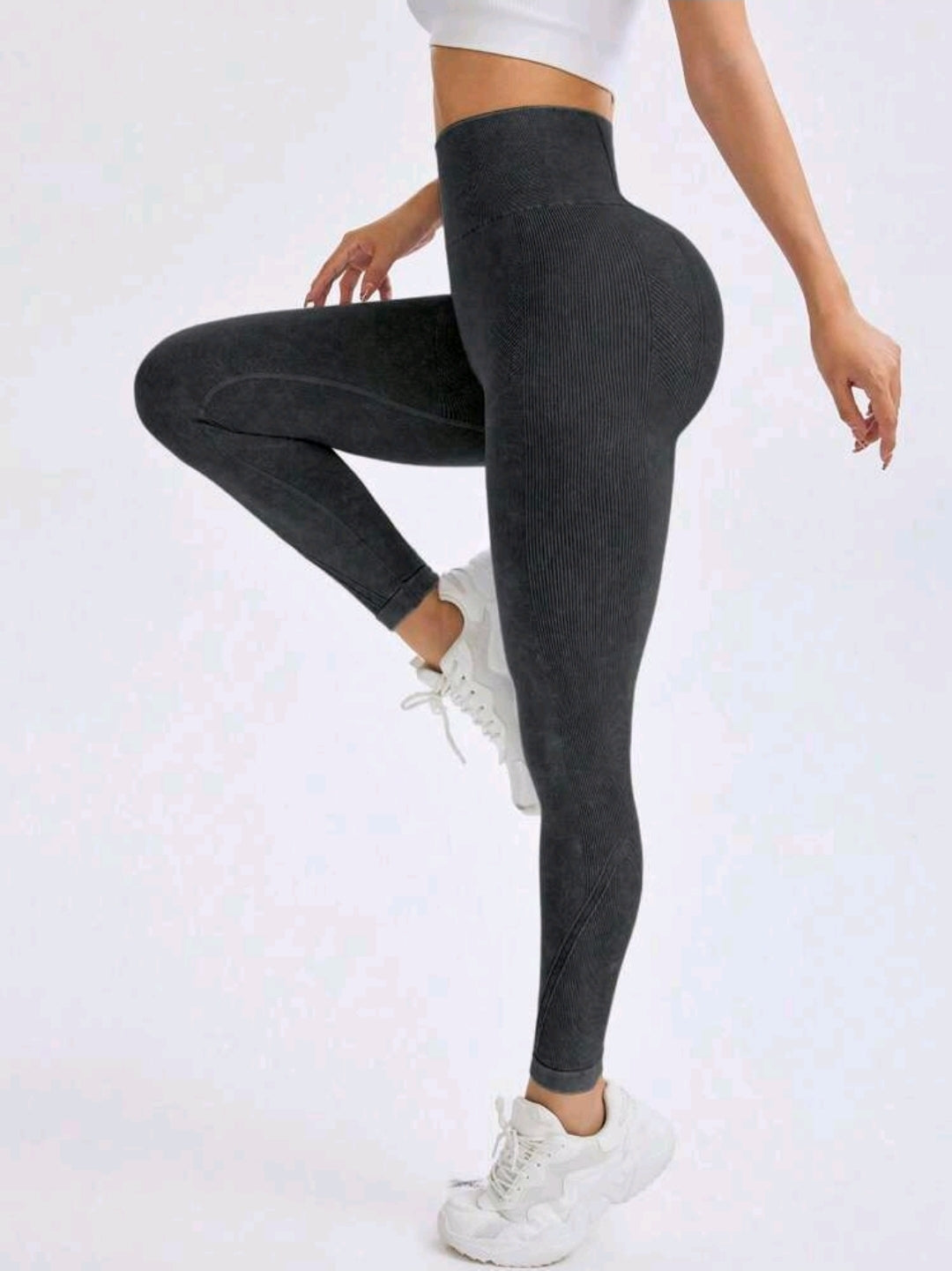 L157 Legging negro plain con detalles laterales